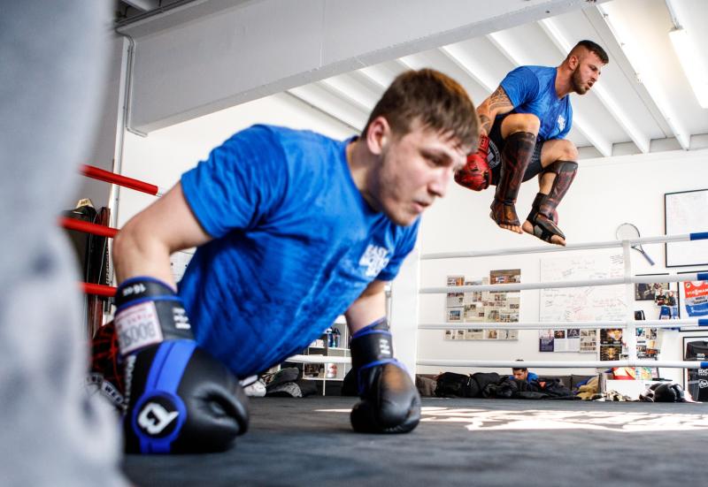 MMA Kämpfer Training - EasyMotionSkin